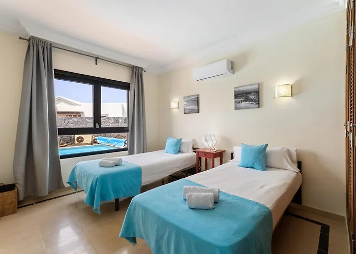 Zafiro 17 By Escape بلايا بلانكا